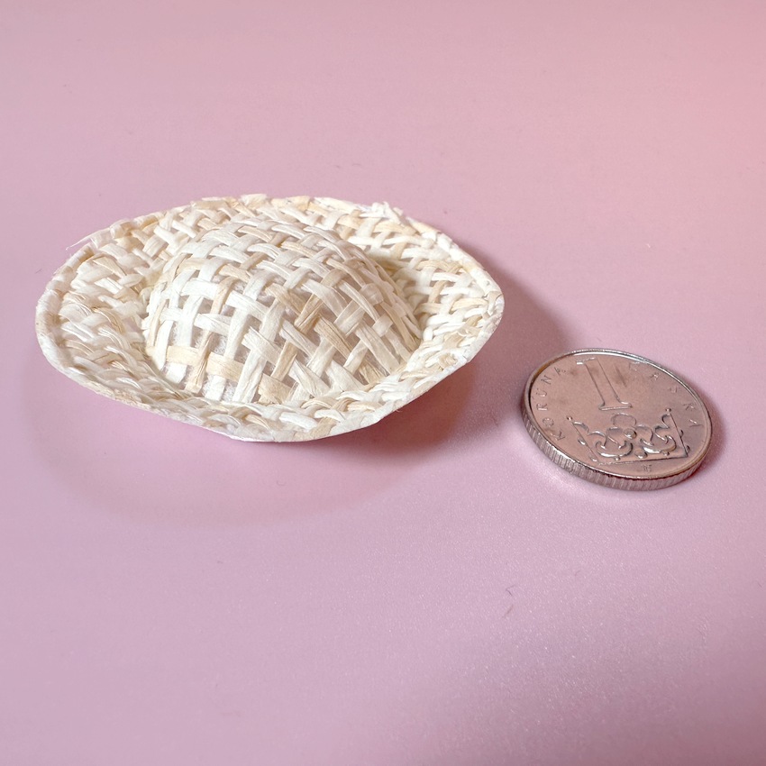 Mini slaměný klobouček